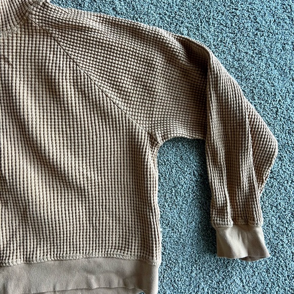 The North Face hooded pull over - Picture 4 of 5